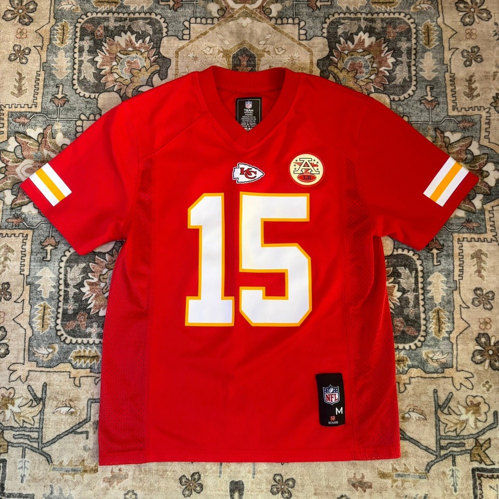 NFL Team Apparel Patrick Mahomes Kansas City Chiefs Jersey Youth Medium Red #15